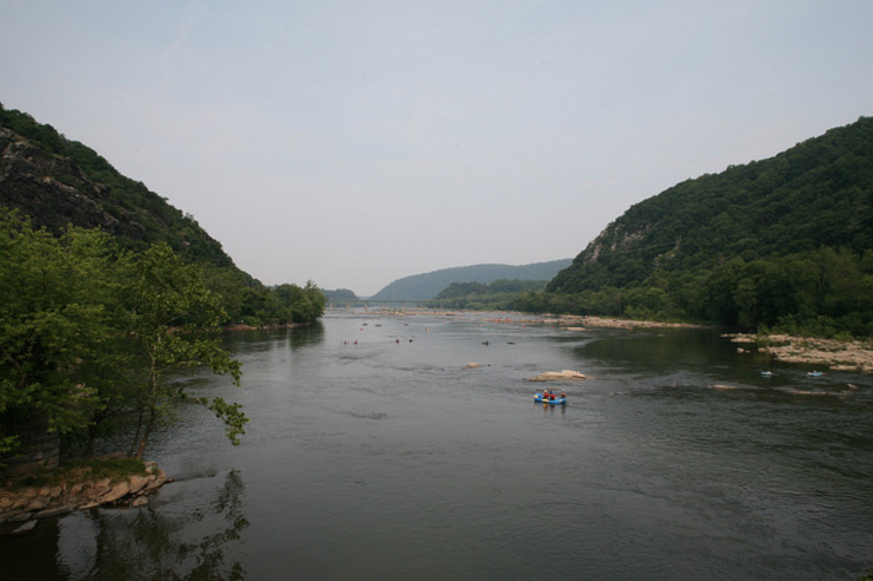 New river overnight canoe trips