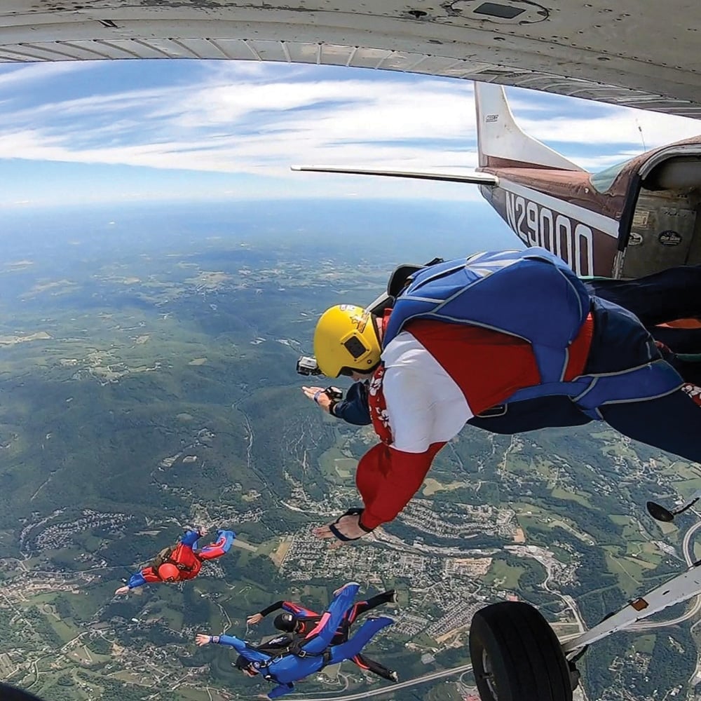 skydiving mountaineer country